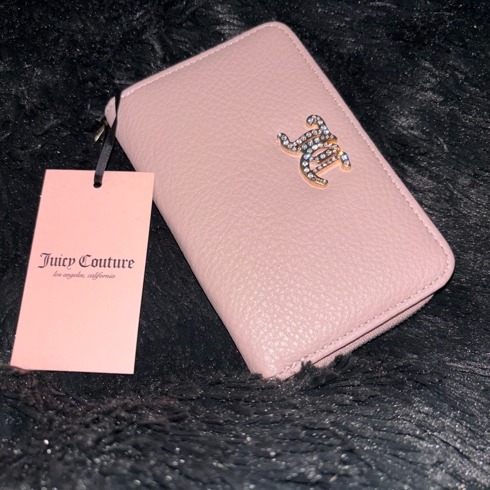 Juicy blush pink 🩷